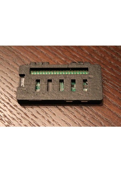 Raspberry Pi Zero W Havalandırma Boşluklu Kutu Tutucu Stand