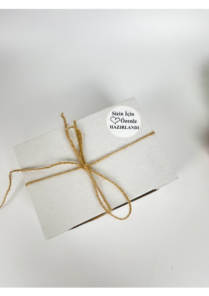 Sizin Için Özenle Hazırlandı Siyah Yazı Kalpli 5 cm Yuvarlak Yapışkanlı Sticker 100 Adet indirimleri