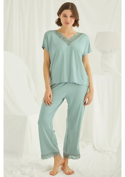 18465 Kadın Kısa Kollu V Yakalı Dantelli Pijama Takımı -Yeşil modelleri