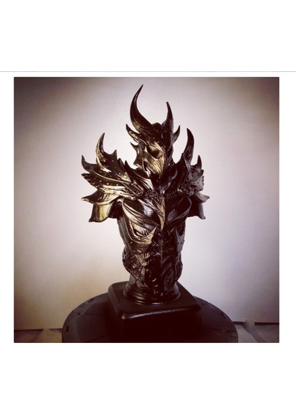 Elder Scrools Skyrim Daedric Armor Biblo 13CM