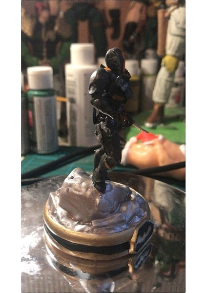 Batman Death Stroke Boyalı Figür 20 cm modelleri