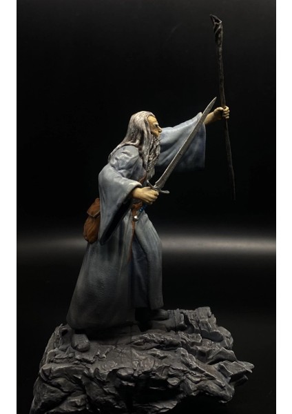 Gri Gandalf Balrog Savaşı Boyalı Figür Yüzüklerin Efendisi Lotr 25 cm (Dev Boy) fiyatları