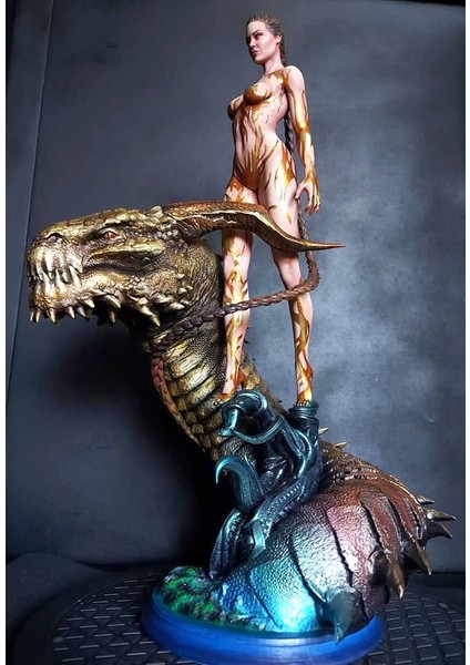 Angelina Jolie Grandel's Mother Beowulf Boyalı Figür 30 cm (Dev Boy) fiyatları