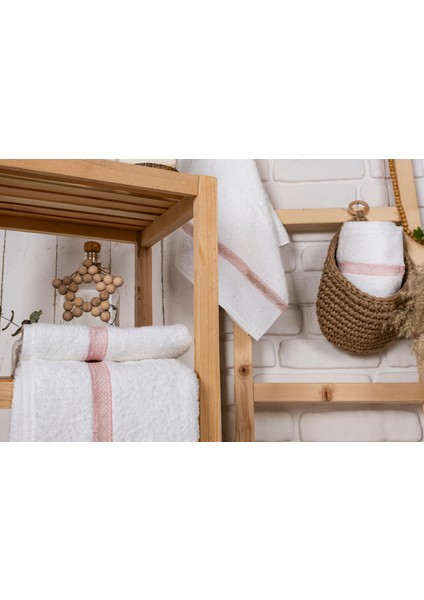 50X90 Hediyelik, Çeyizlik Pembe Sepet Ajur Nakışlı 2'li El Havlusu