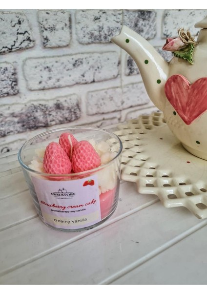 Candles Strawberry Cupcake Çilekli Mum Vanilya Amber Kokulu Hediyelik Dekoratif Mum modelleri