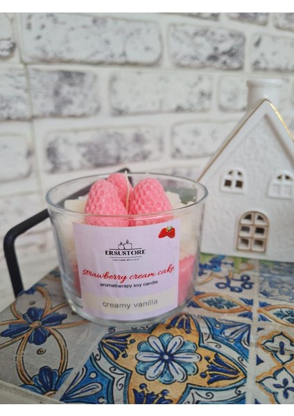 Candles Strawberry Cupcake Çilekli Mum Vanilya Amber Kokulu Hediyelik Dekoratif Mum fırsatları