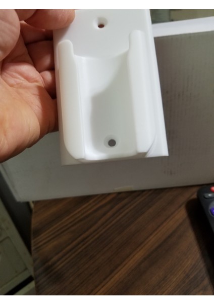 Duvar Kumanda Tutucu Aparat Kaybolmaya Engel Ofis Ev Kullanımı modelleri