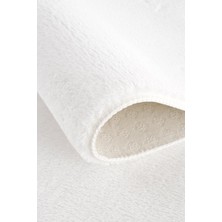 Besely 3'lü Banyo Halısı Paspası Peluş Klozet Takımı-Beyaz 60X90(ELİPS)-50X60(ELİPS)-60X60(YUVARLAK)