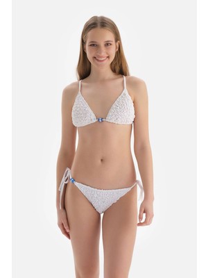 Dagi Beyaz Üçgen Küçük Bikini Üst