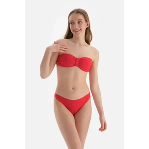 Kırmızı 2 cm Bikini Alt