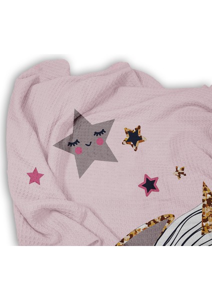 Ayda Oturan Sevimli Kız Desenli Tek Kişilik Pike ( Yastık Kılıflı ) fiyatları