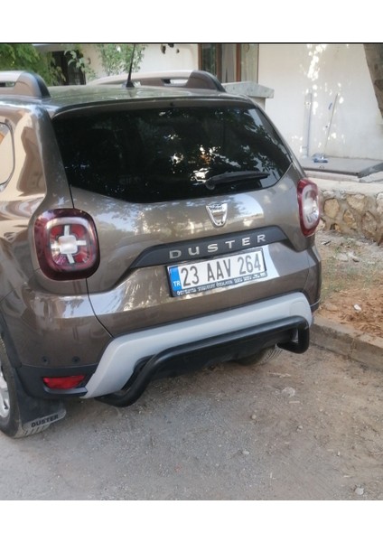 Dacia Duster Safari 2018 Öncesi Siyah Arka Tampon Koruma modelleri