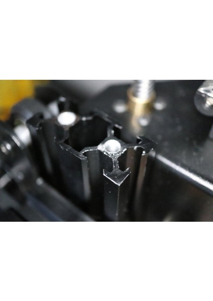 Tevo Michelangelo 2040 Makara Sahası Plastik Aparat fırsatları