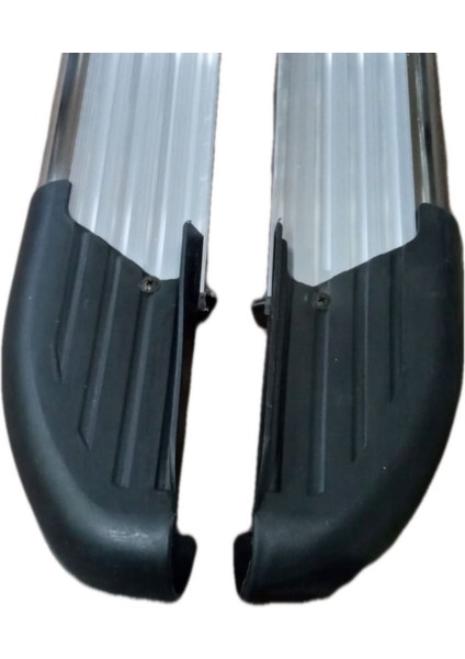 Nıssan Country Amazon Yan Basamak