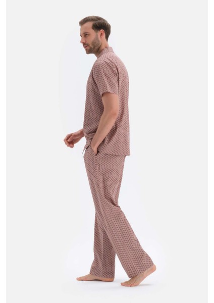 Karışık Metraj Desenli Gömlek Yaka Dokuma Pijama Takımı