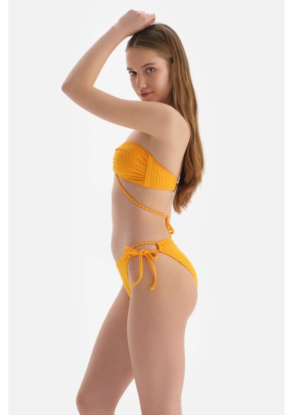 Sarı Straplez Bikini Üst