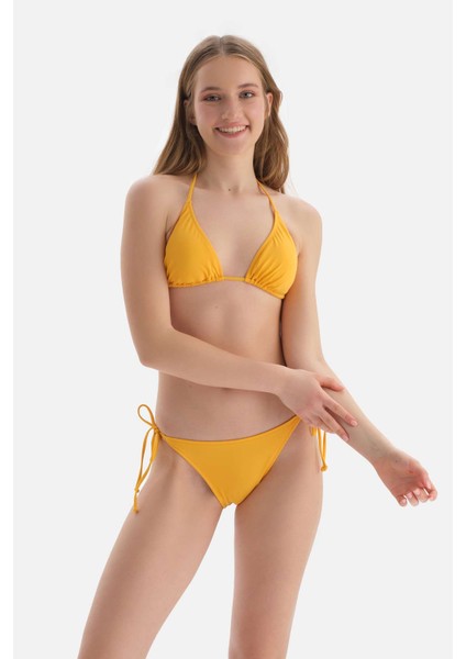 Sarı Üçgen Küçük Bikini Üst