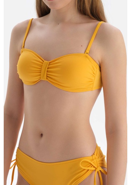 Sarı Straplez Bikini Üst indirimleri