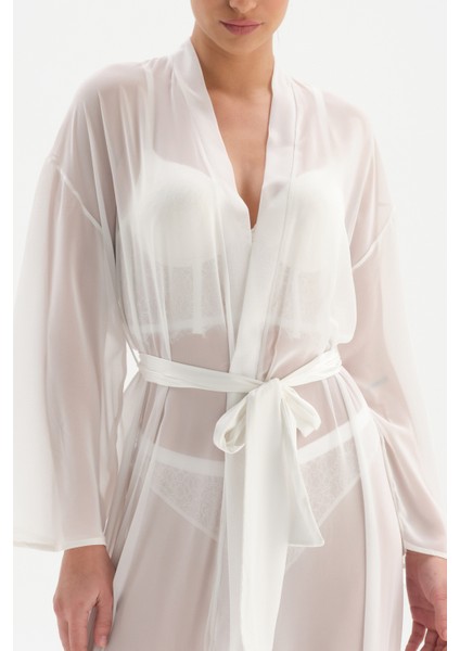 Beyaz Dantel Detaylı Sabahlık fırsatları