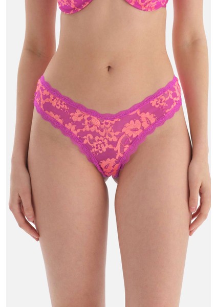 Pembe Dantel Detaylı Tanga