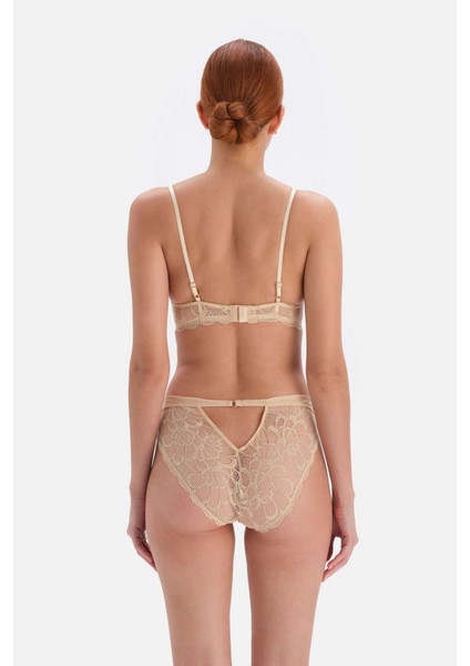 Bej Aksesuar Detaylı Detaylı Dantteli Külot