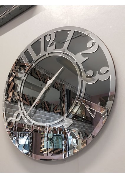 Silver Latin Smoked Model Gümüş Füme Renk 50 Cm Dekoratif Aynalı Duvar Saati fırsatları