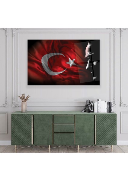 Atatürk ve Türk Bayrağı Cam Tablo
