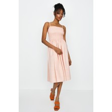 Select Moda Kadın Askılı Gipe Detaylı Elbise