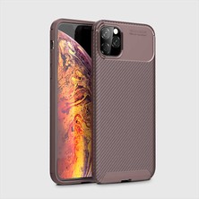 Heptek İletişim Apple iPhone 11 Pro Max Kılıf Kamera Çıkıntılı Karbon Fiber Dokulu Renk Atmaz Koruyucu Kapak (Negro)