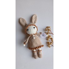 Masal Örgü Dünyası Elbiseli Tavşan - Pastel Renkler - El Yapımı Doğal Antibakteriyel Amigurumi Oyuncak