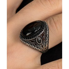 Prestige Gümüş Oniks Taşlı Zirkon Taş Süslemeli 925 Ayar Gümüş Erkek Yüzüğü