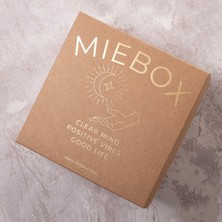 Mie Box Enerji Başlangıç Seti: Palo Santo Tütsü - Balmumu Mum - Adaçayı Tütsü Demeti