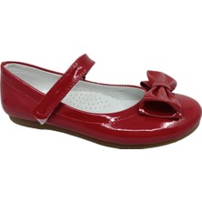 Zerhan 400 Kız Çocuk Kırmızı Rugan Fiyonklu Cırtlı Babet