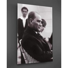 Taulart Siyah Beyaz Atatürk Dikey Cam Tablo