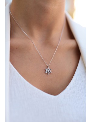 Sunshine Swarovski Yedi Taşlı Gümüş Çiçek Kolye