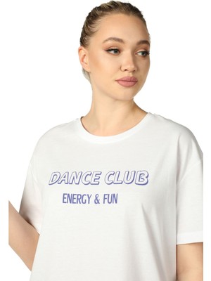 defy's Kadın Baskılı Kısa Kollu Bisiklet Yaka Oversıze Oversıze Tişört Beyaz