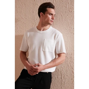 Pamuklu Rahat Kesim Tek Cepli Bisiklet Yaka T Shirt Erkek T Shirt 5902642