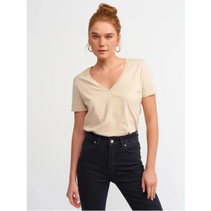 V Yaka Basic T-Shirt