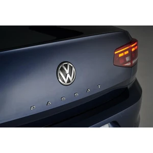 Volkswagen Passat Yeni Tip Bagaj Yazısı