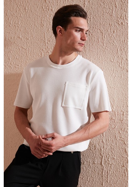 Pamuklu Rahat Kesim Tek Cepli Bisiklet Yaka T Shirt Erkek T Shirt 5902642