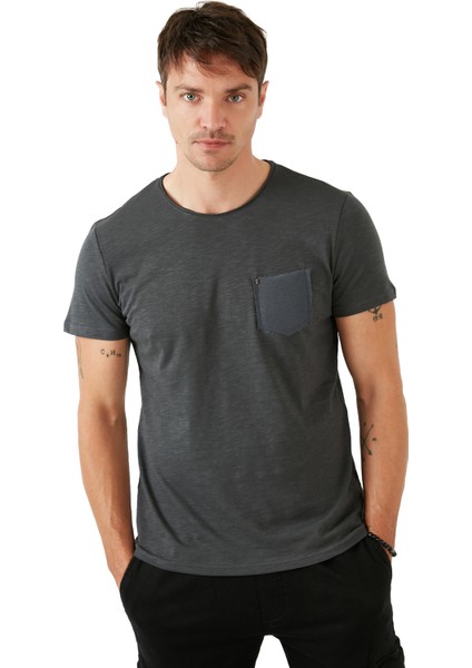 % 100 Pamuklu Bisiklet Yaka Cepli T Shirt Erkek T Shirt 5902000