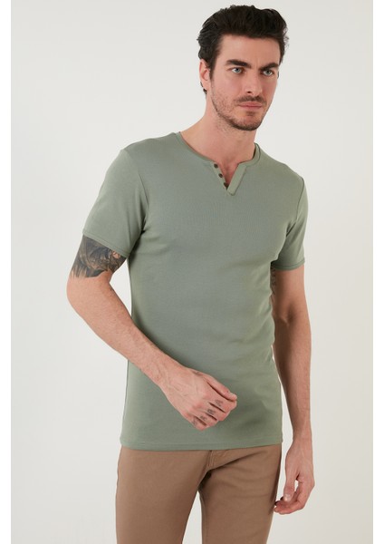 Pamuklu V Yaka Slim Fit T Shirt Erkek T SHİRT 5902122 modelleri