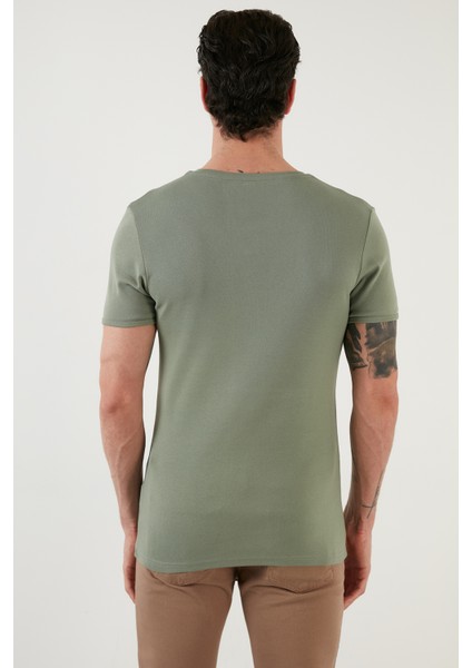Pamuklu V Yaka Slim Fit T Shirt Erkek T SHİRT 5902122 fırsatları