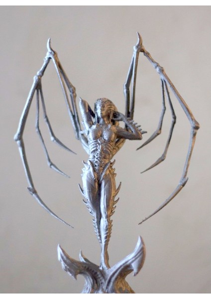 Kerrigan Bıçakların Kraliçesi Starcraft Dev Boy