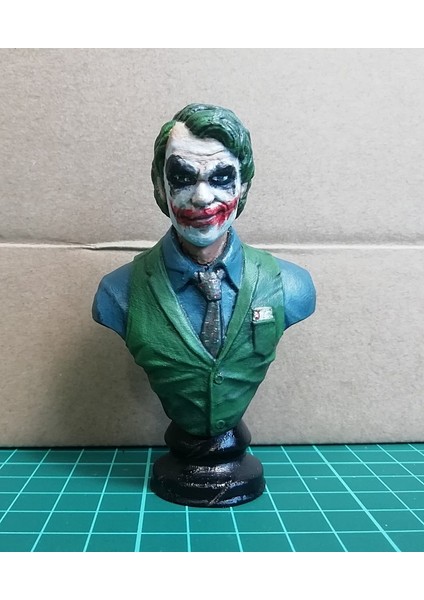 Joker The Dark Knight Boyalı Figür 15 cm