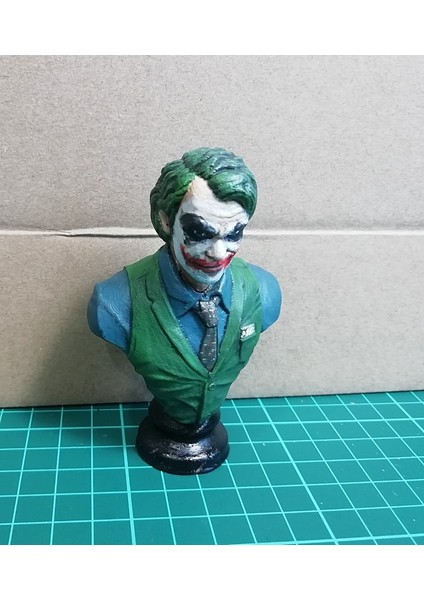 Joker The Dark Knight Boyalı Figür 15 cm fiyatları