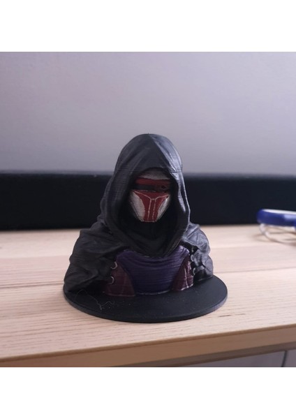 Star Wars Darth Raven Boyalı Figür 15 cm