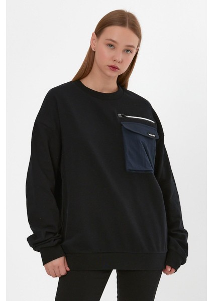 Cep Detaylı Oversize Sweatshirt (E23-75500)