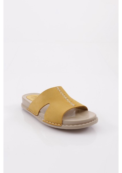 P33 Kadin Terlik modelleri