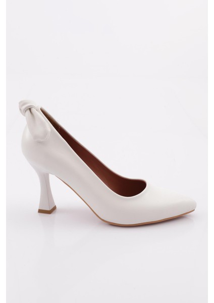 700 Kadin Sivri Burun Parmak Dekolteli Arka Fiyonklu Kadeh Topuk Ayakkabi